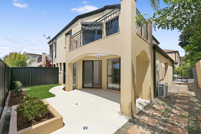 Image 1 for Brilliant Townhouse in Southport